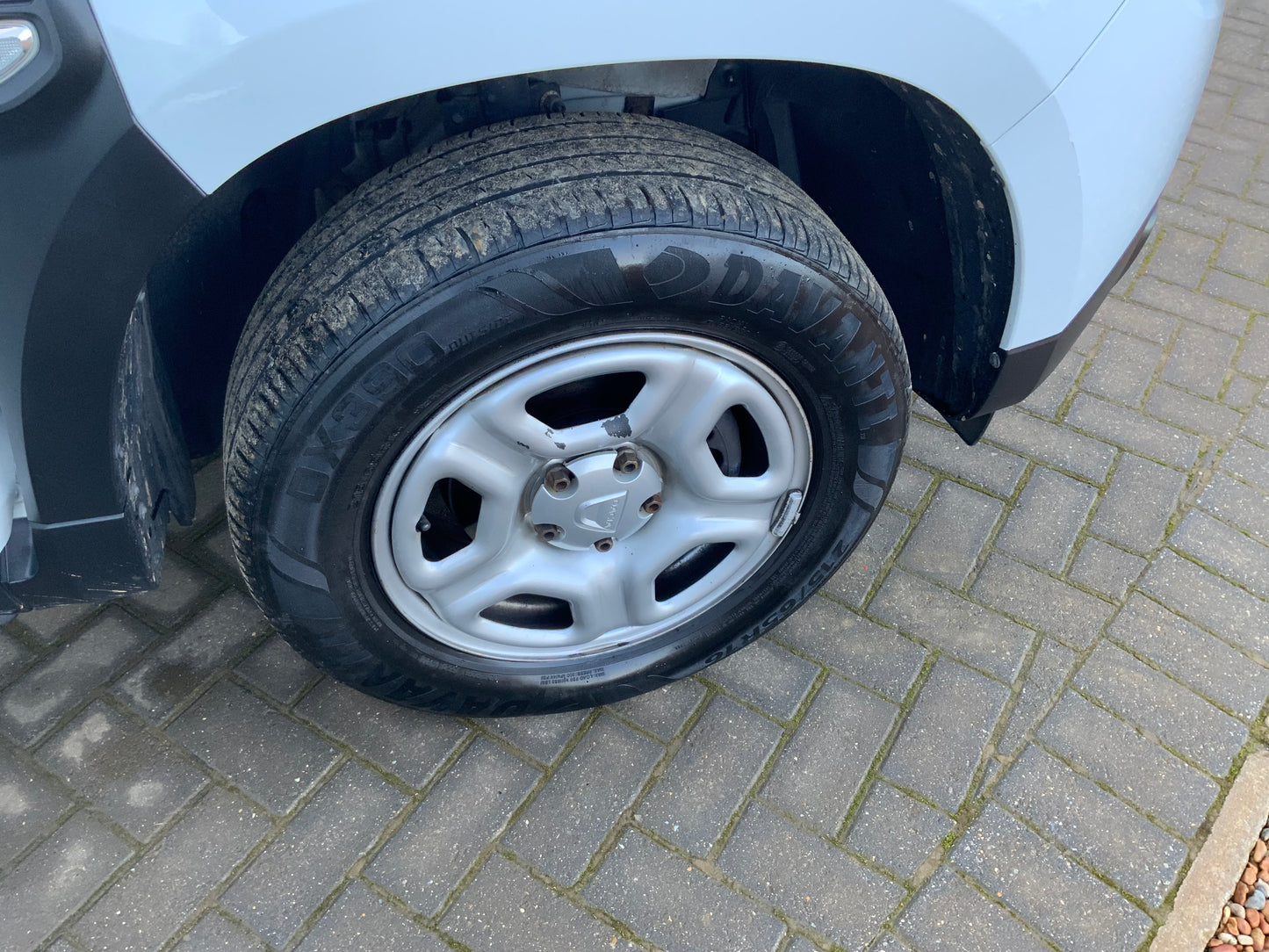 Dacia Duster 1L tce essential