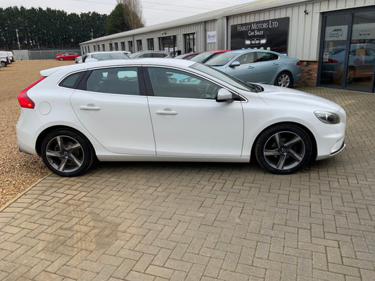 Volvo V40 D2 R design
