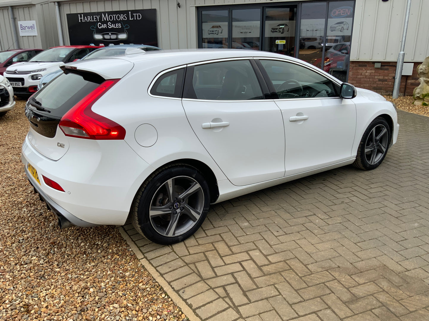 Volvo V40 D2 R design