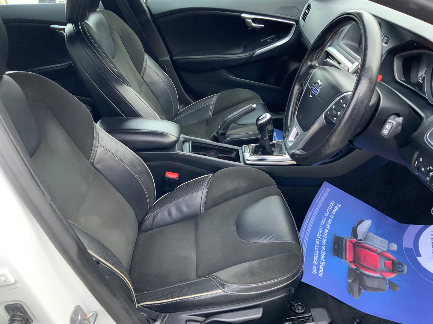 Volvo V40 D2 R design