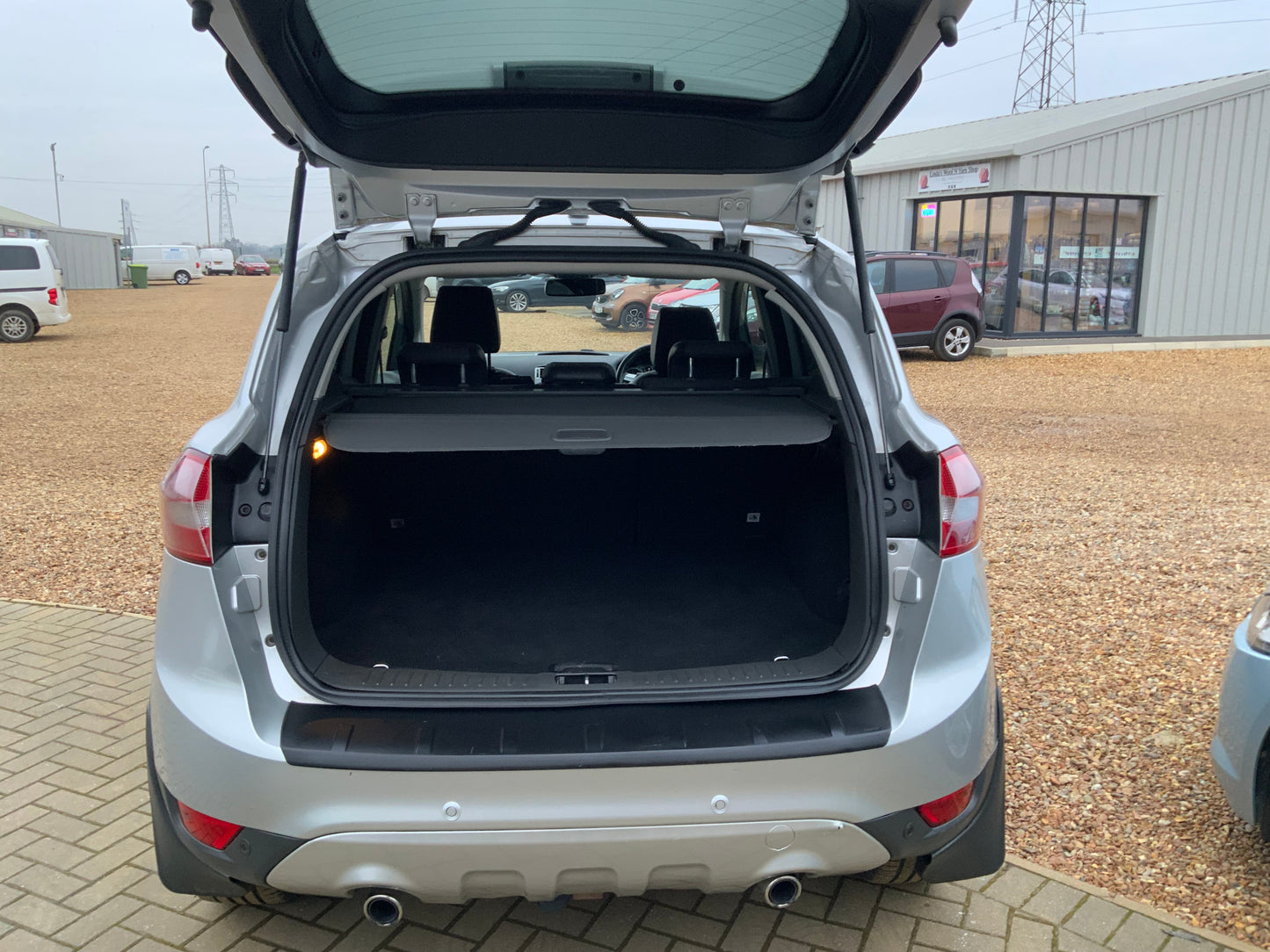 Ford Kuga 2L tdci 4WD titanium