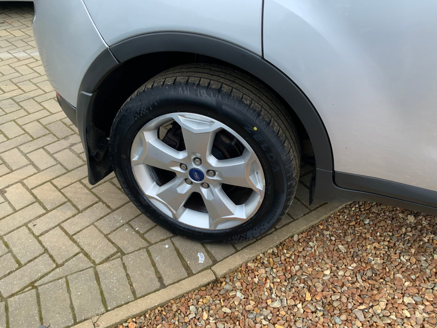 Ford Kuga 2L tdci 4WD titanium