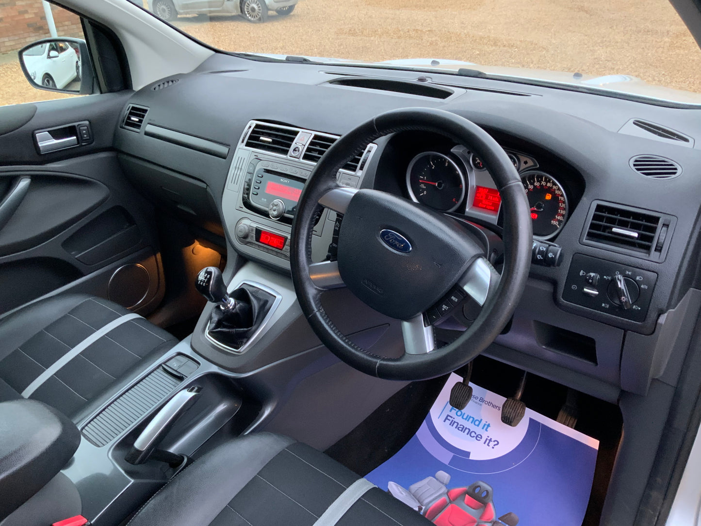 Ford Kuga 2L tdci 4WD titanium