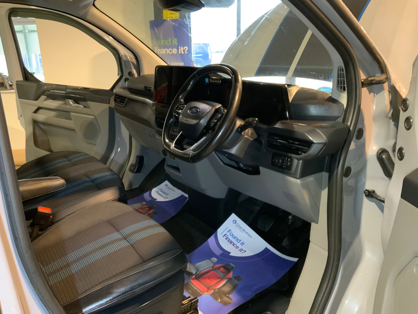 Ford transit custom sport auto LWB