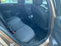 Vauxhall Astra estate car auto