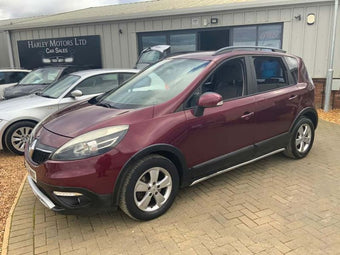 compare product Renault Scenic 1.5L